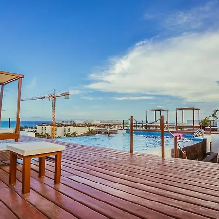 Las Brisas 402 Condo